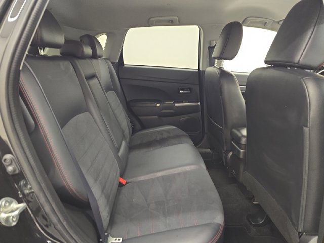 Used 2024 Mitsubishi Outlander Sport SE AWD/4WD image 12