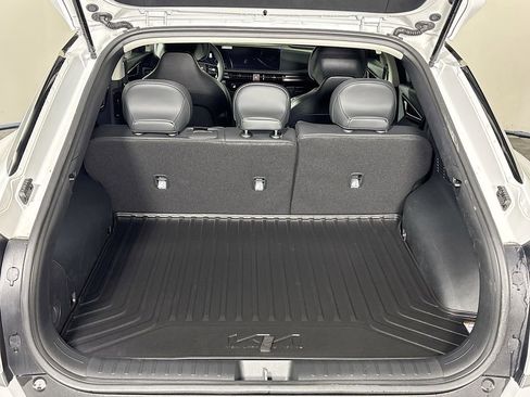 New 2025 Kia EV6 Light w/ Light LR Technology Package image 21