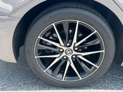 Used 2024 Toyota Camry SE FWD image 6