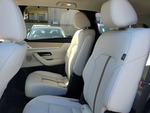 Certified 2025 MAZDA CX-90 Plug-In Hybrid w/ Premium Plus image 15