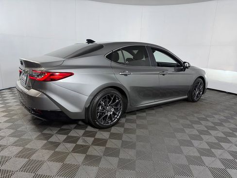 Used 2025 Toyota Camry XLE w/ Premium Plus Package FWD image 7