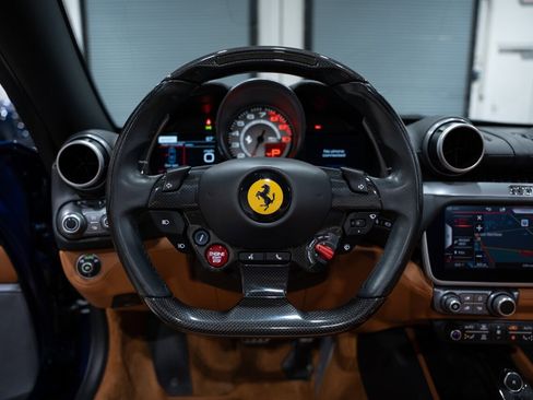 Used 2020 Ferrari Portofino image 52