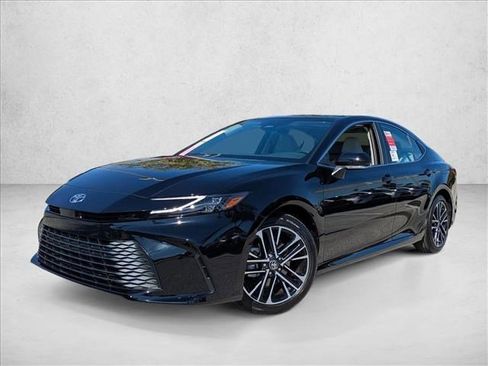 New 2026 Toyota Camry XLE image 1