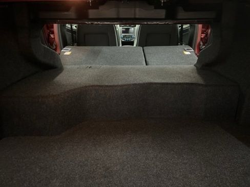 Used 2019 Ford Fusion SE image 12