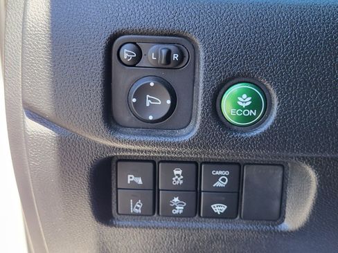 Used 2025 Honda Ridgeline TrailSport image 23