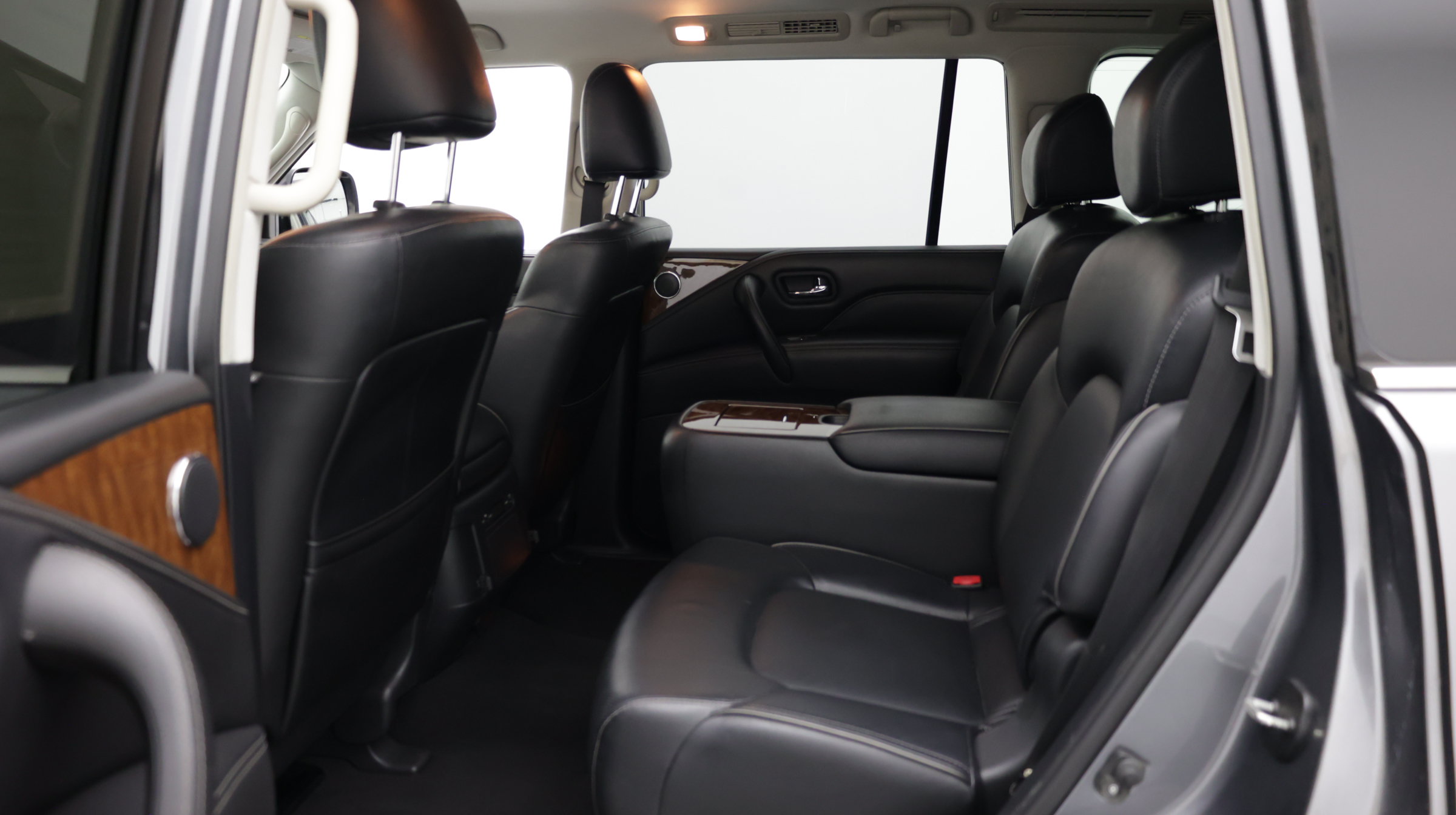 Used 2018 INFINITI QX80 2WD image 32