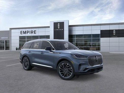 New 2026 Lincoln Aviator Reserve image 7