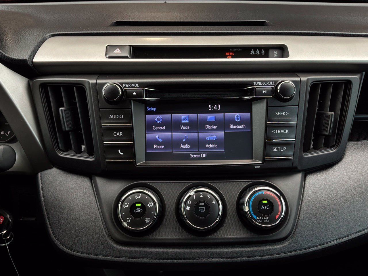 Used 2017 Toyota RAV4 LE FWD image 24