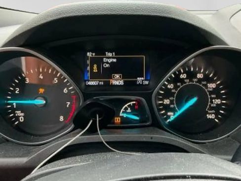Used 2017 Ford Escape Titanium FWD image 5
