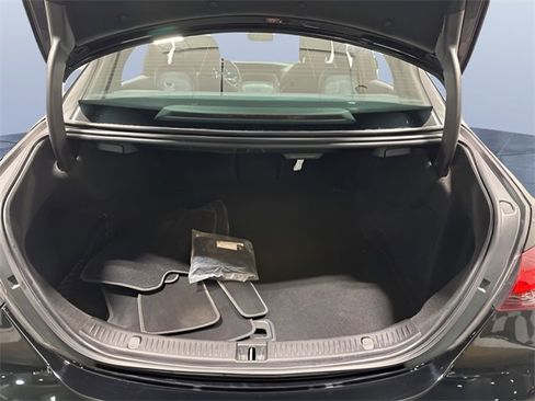 Certified 2022 Mercedes-Benz E 350 4MATIC Sedan image 11