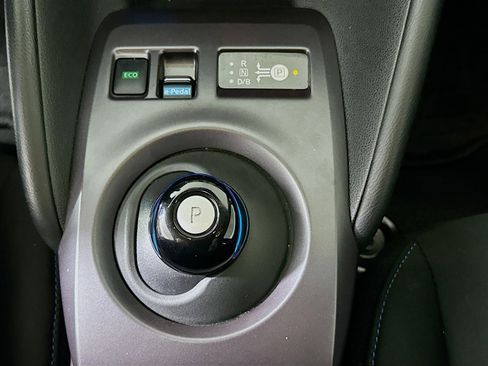 Used 2023 Nissan Leaf S image 24