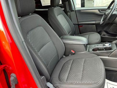 Used 2024 Ford Escape Active AWD/4WD image 29