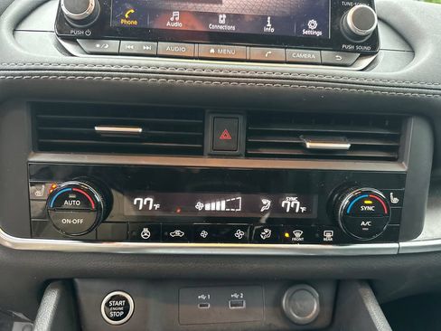 Used 2023 Nissan Rogue SV w/ SV Premium B Package AWD/4WD image 45