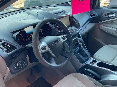 Used 2014 Ford Escape SE w/ Equipment Group 201A AWD/4WD image 8