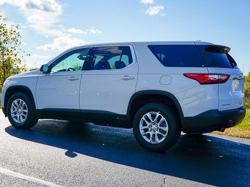 Used 2020 Chevrolet Traverse LS image 22