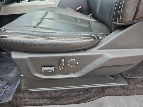 Used 2018 Ford F150 Lariat AWD/4WD image 34