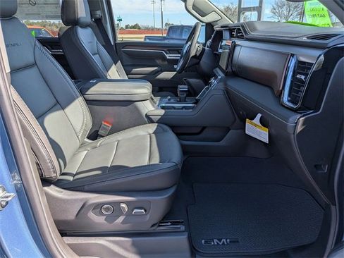New 2026 GMC Sierra 1500 Denali w/ Denali Reserve Package image 37