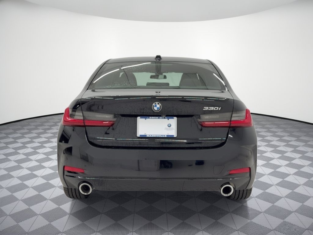 Used 2023 BMW 330i Sedan RWD image 11