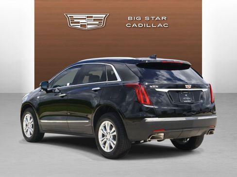 Used 2025 Cadillac XT5 Luxury w/ LPO, Floor Liner Package FWD image 3