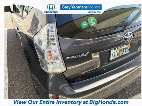 Used 2013 Toyota Prius V Five FWD image 2