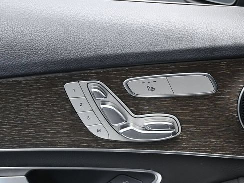 Used 2019 Mercedes-Benz C 300 Sedan image 13