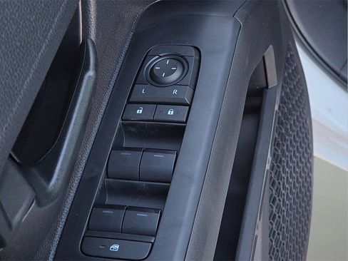 New 2026 Toyota Tacoma SR5 image 18