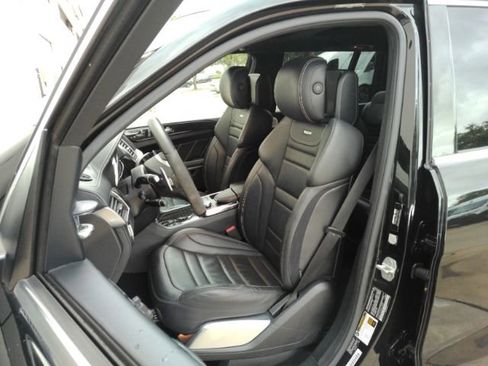 Used 2015 Mercedes-Benz GL 63 AMG 4MATIC image 14