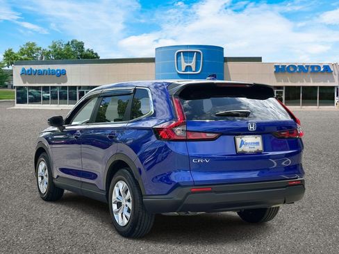 Certified 2025 Honda CR-V LX image 5