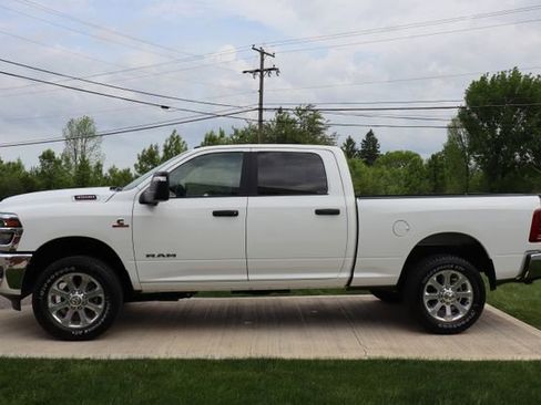 Used 2026 RAM 3500 Big Horn AWD/4WD image 31