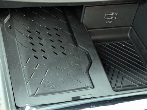 New 2026 Chrysler Pacifica Pinnacle image 22