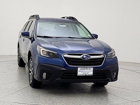 Used 2020 Subaru Outback Premium w/ Popular Package #1 AWD/4WD image 2
