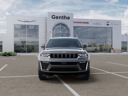 New 2026 Jeep Grand Cherokee Limited AWD/4WD image 6