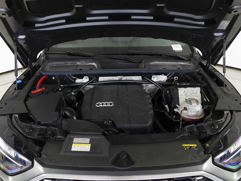 Used 2023 Audi Q5 2.0T Premium Plus w/ Premium Plus Package image 6
