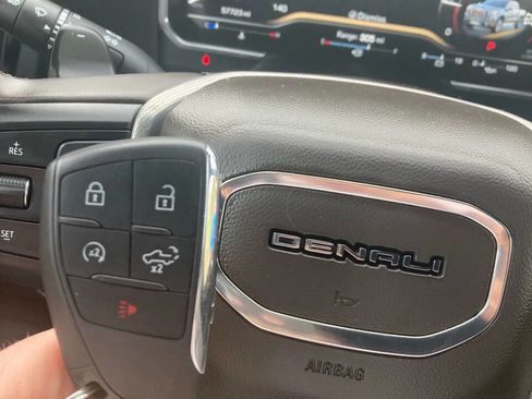 Used 2023 GMC Sierra 1500 Denali w/ Denali Reserve Package AWD/4WD image 22