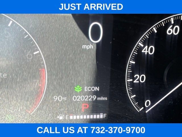 Used 2025 Honda Pilot TrailSport image 13