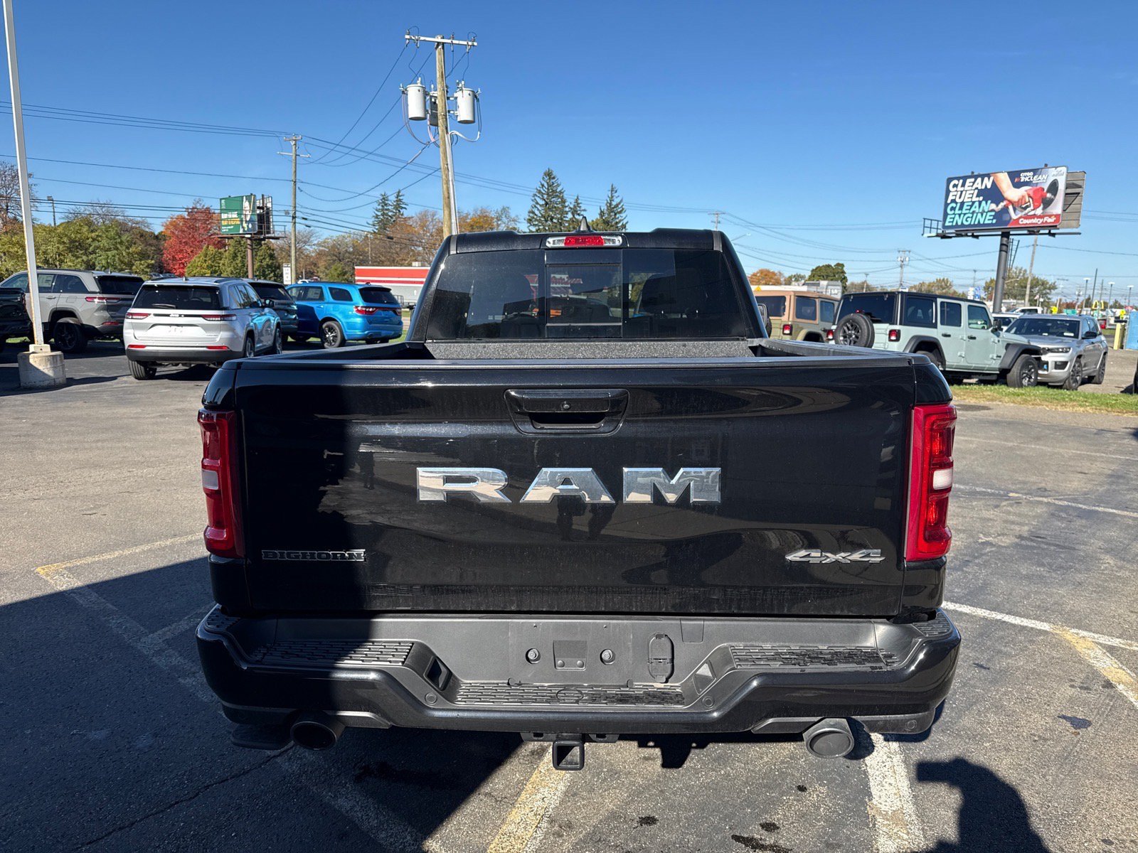 Used 2025 RAM 1500 Big Horn AWD/4WD image 4