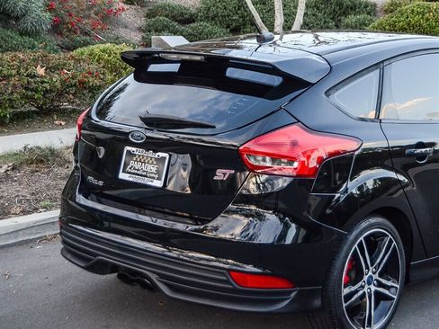 Used 2016 Ford Focus ST image 13
