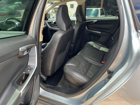 Used 2013 Volvo XC60 T6 AWD/4WD image 16