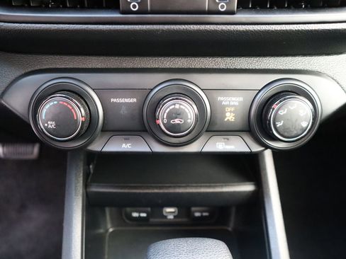 Used 2023 Kia Forte LXS image 38