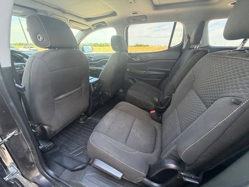 Used 2018 GMC Acadia SLE FWD image 25