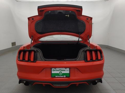 Used 2017 Ford Mustang Premium RWD image 29