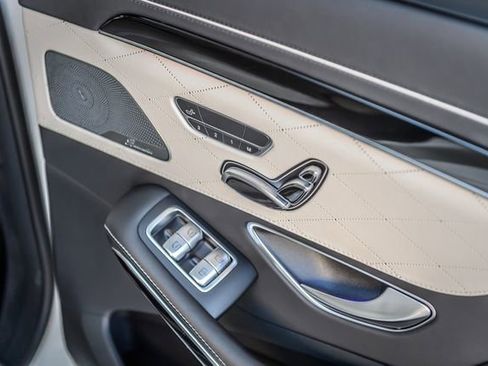 Used 2018 Mercedes-Benz S 560 4MATIC Sedan image 62