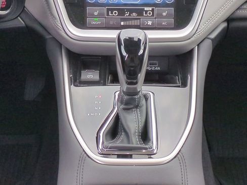Used 2025 Subaru Outback Limited image 20