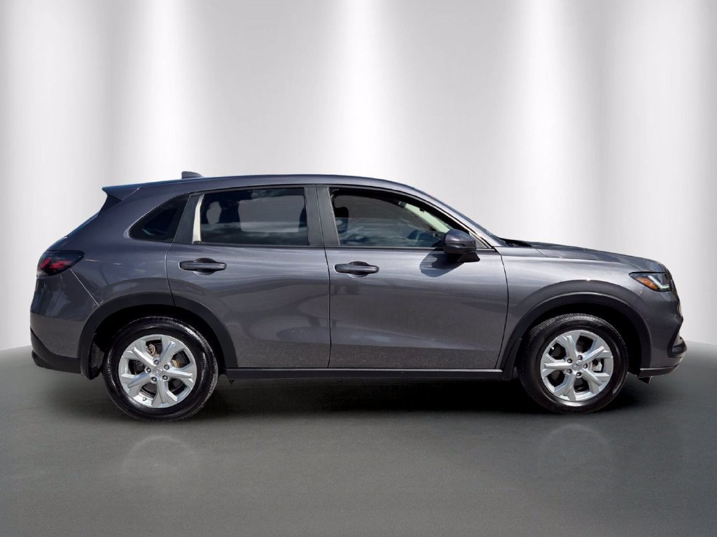 Certified 2025 Honda HR-V LX image 2