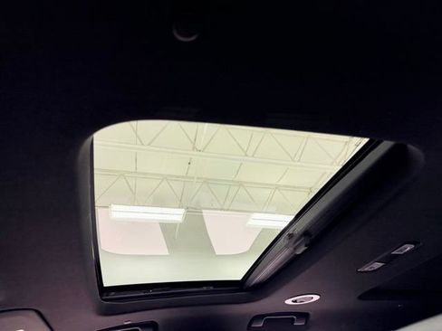 Certified 2023 Chevrolet Traverse Premier image 20