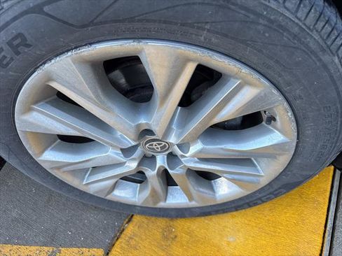 Certified 2021 Toyota Highlander Limited image 22