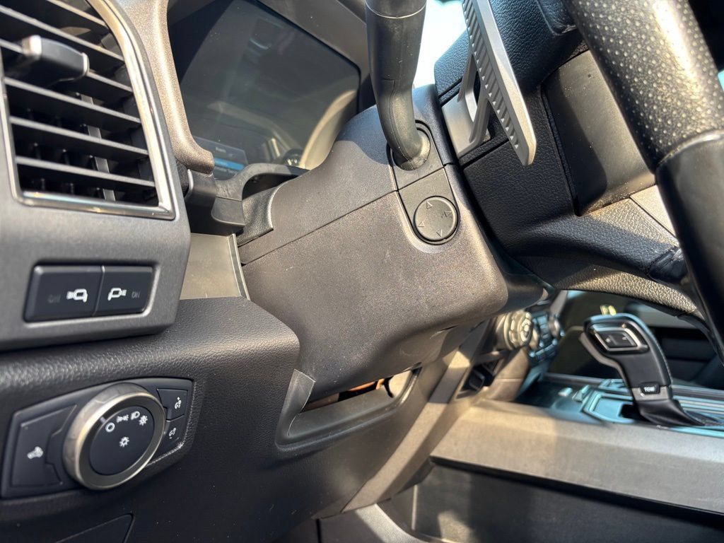 Used 2018 Ford F150 Raptor AWD/4WD image 42