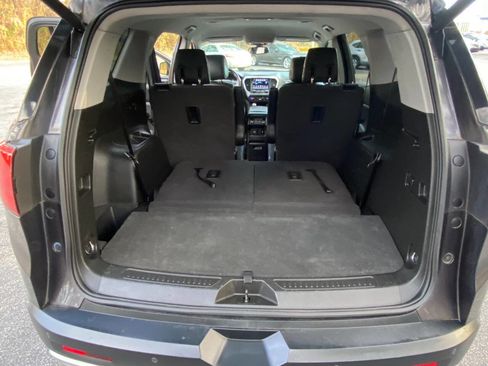 Used 2017 GMC Acadia SLT image 59