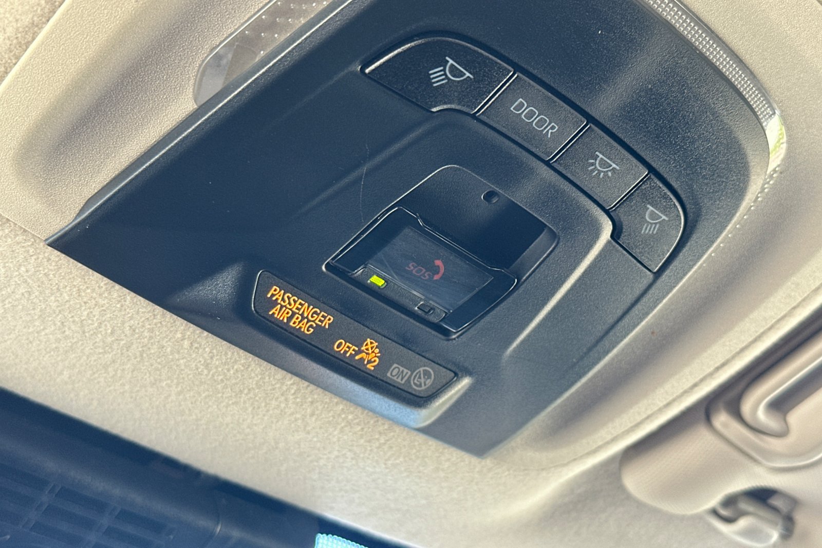 Used 2024 Toyota Corolla LE FWD image 23