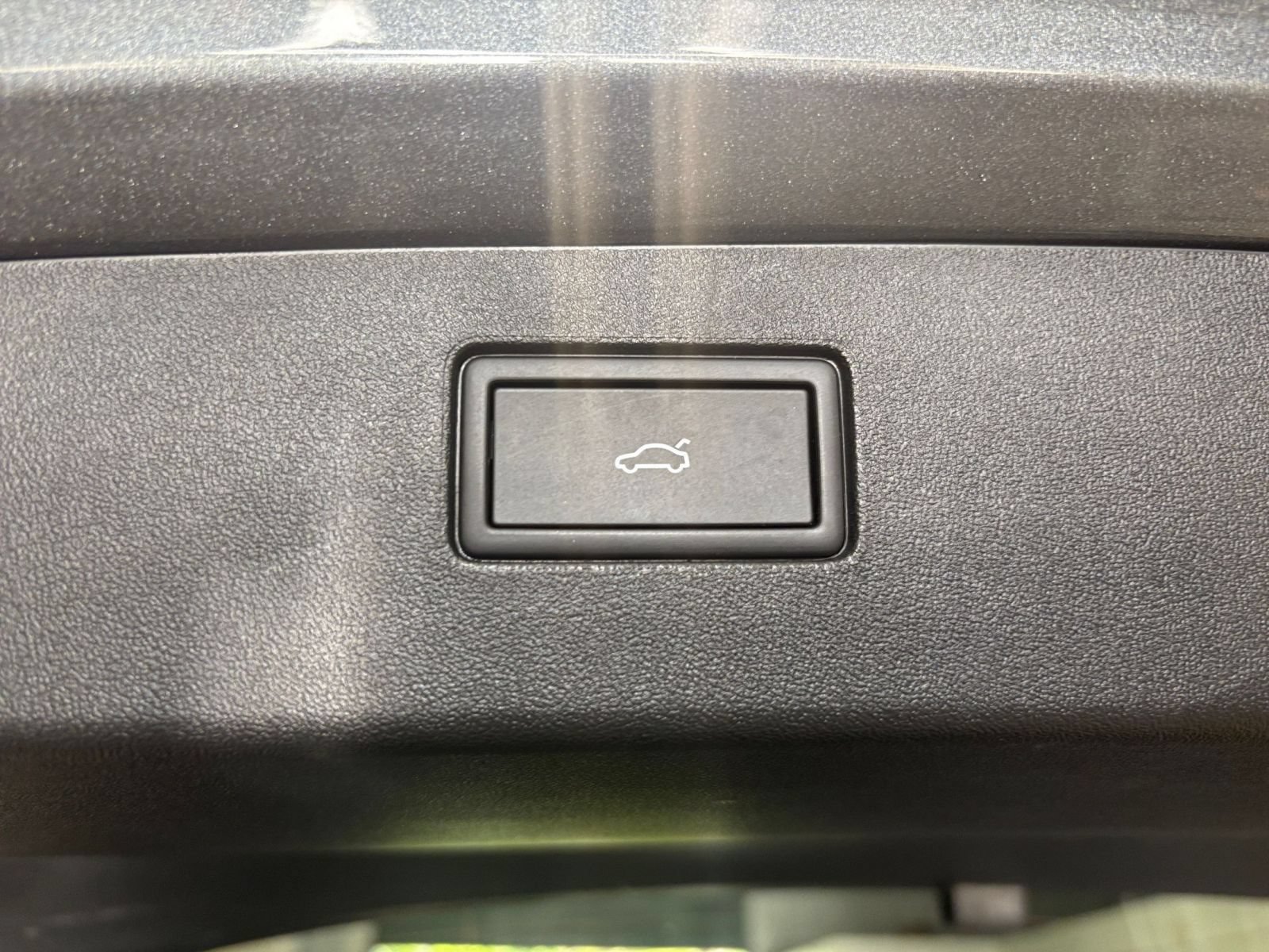 Used 2026 Volkswagen Tiguan SE AWD/4WD image 22